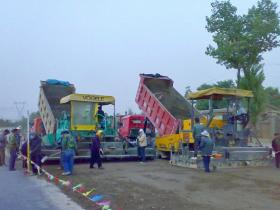 “路桥风雨”“凯程相伴”记凯程路桥辉煌几十载