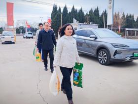 冬日的温暖:枣庄高新区新联会走访慰问困难员工