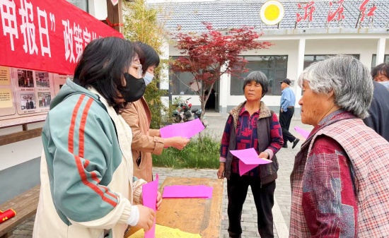 “牵手夕阳红 温暖老人心” ｜历山街道庆“五一”志愿服务活动走进民生综合体