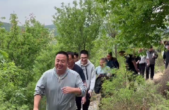 山东沂源石桥镇开展凝心聚力建新功,奋楫扬帆新征程暨庆“五一”·迎“五四”登山比赛活动