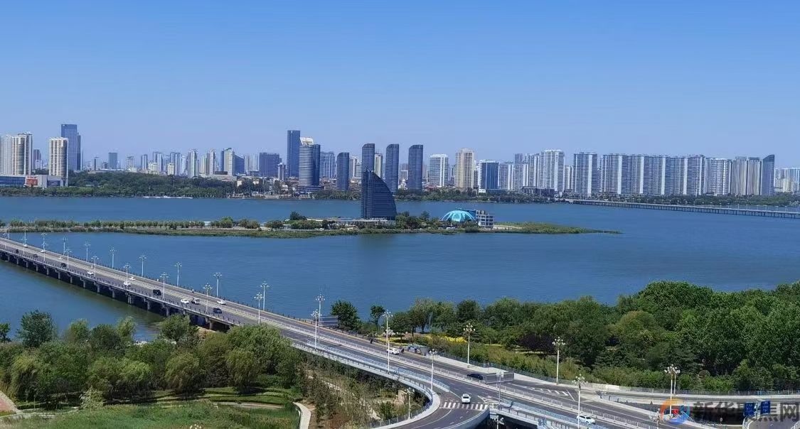 2024年国际知识产权保护与创新发展高峰论坛和暨第七届中国国际进口博览会知识产权保护专题研讨会在上海举行