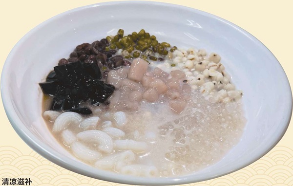 多伦多椰岛海南鸡饭店推出“文昌糟粕醋火锅”