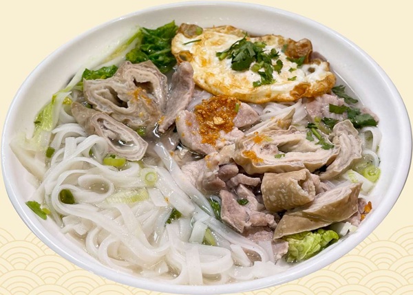 多伦多椰岛海南鸡饭店推出“文昌糟粕醋火锅”