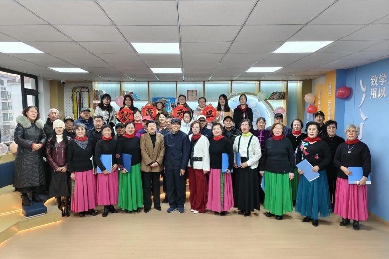 联欢.礼遇.关爱三曲同奏    奏响鲁古埠社区和谐乐章