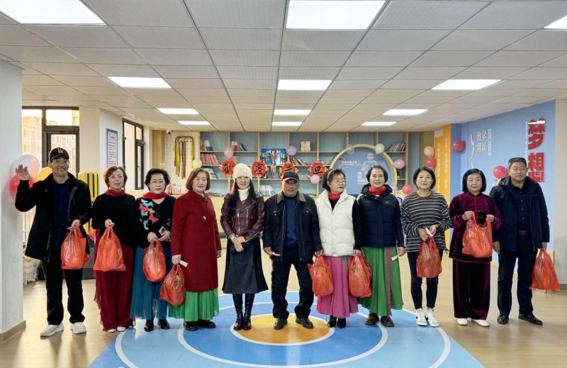 联欢.礼遇.关爱三曲同奏    奏响鲁古埠社区和谐乐章