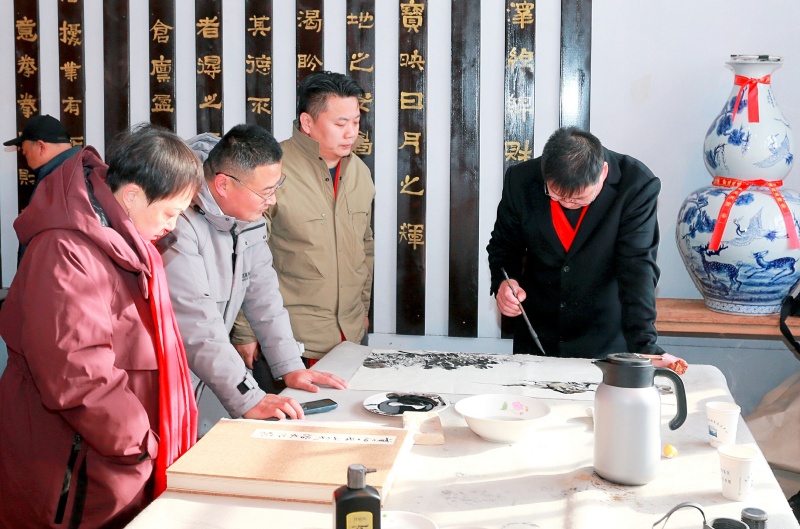 书画寄情贺新岁,笔墨祈福财神山 ——首届屏山民俗文化节书画笔会启幕