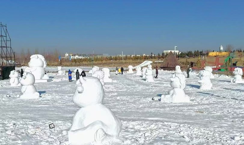 冰雪与草原共舞，欢乐正蓝旗点燃冬季热情 ——2026浑善达克冰雪季盛大启幕