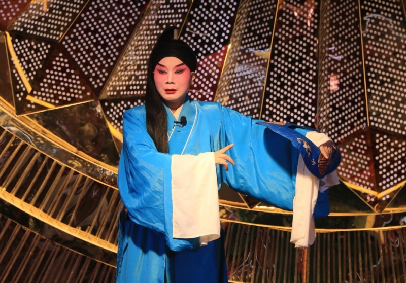 马跃新程 聚力同行 嘉峪关华谊公司举行年度盛典