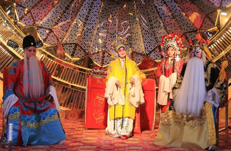 马跃新程 聚力同行 嘉峪关华谊公司举行年度盛典