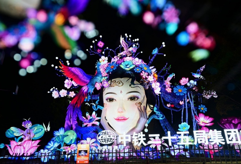 2026年大湾区灯会小年夜正式亮灯，万灯齐亮闪耀湾区！