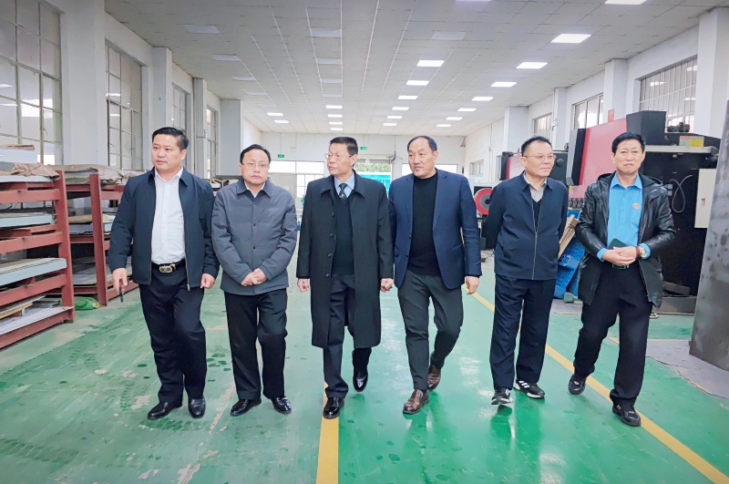 两会精神领航 十五五谋篇布局 新时代党建引领走基层赋能民企