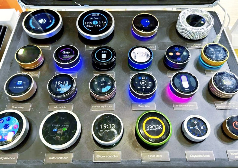 立欧智行九州汽车展首秀 | “AI车载穿戴平台”引领新风尚