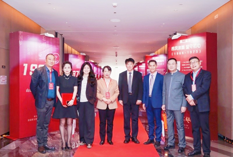 山海同心聚泉城 聚力襄盛谱华章 ——枣庄三中济南校友会隆重成立 各界携手共贺七秩校庆