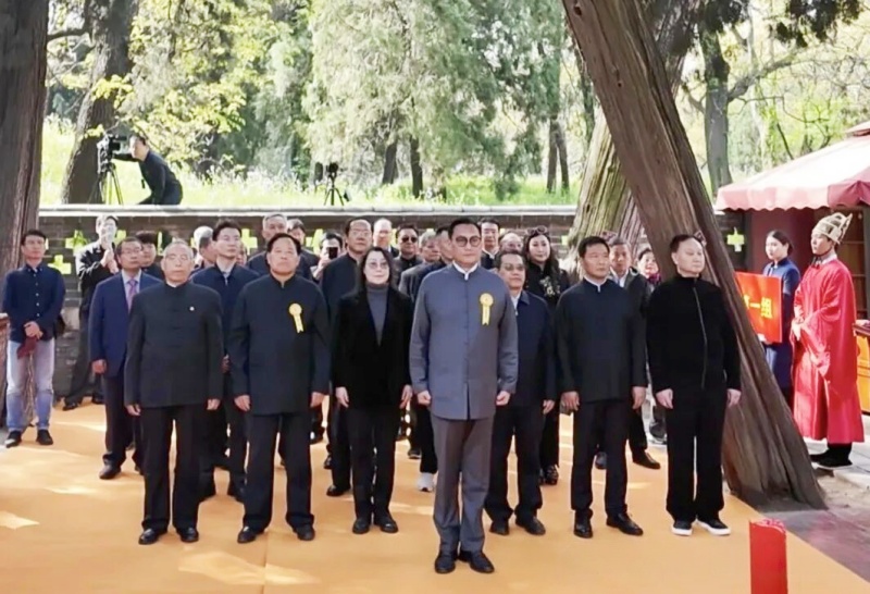 枣庄市孔子后裔联谊会赴曲阜参加纪念孔子诞辰2577年系列活动