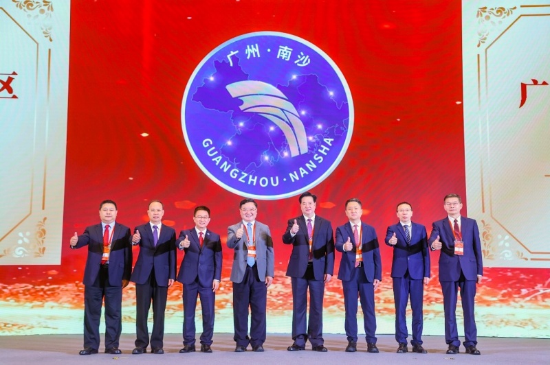 广州南沙:首届中国“AI+新材料”大会隆重开幕