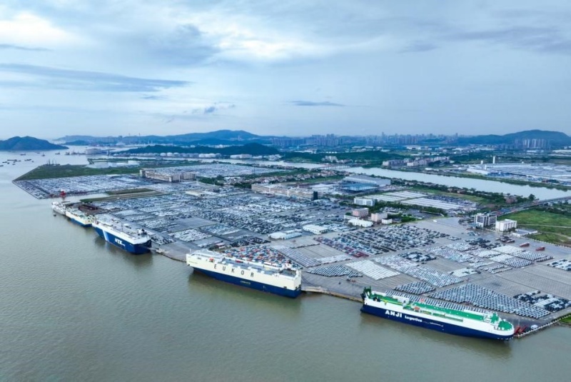 聚港澳・链全球 | 2026大湾区汽车产业 出口发展大会在广州南沙举行