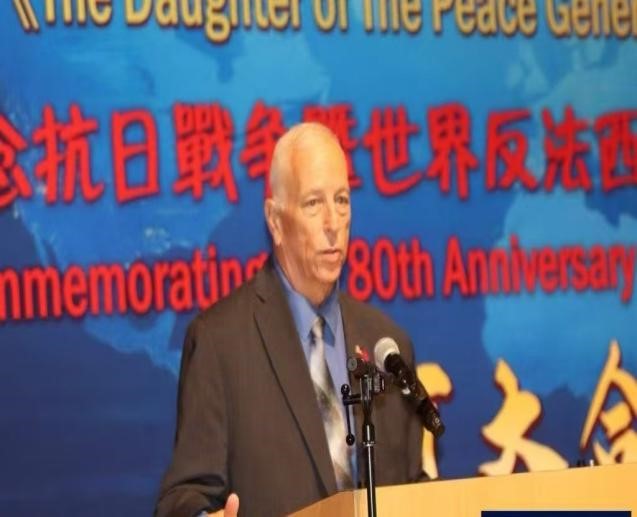 忆“德高望重，风范长存”的清华北美教育基金会会长张素久