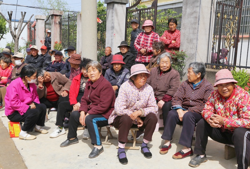 百果飘香迎宾客 辘轳井农庄休闲游乐项目正式启动