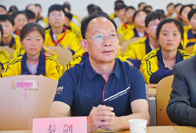 学礼仪·润童心｜峄城区实验小学开展公益文明礼仪课堂活动