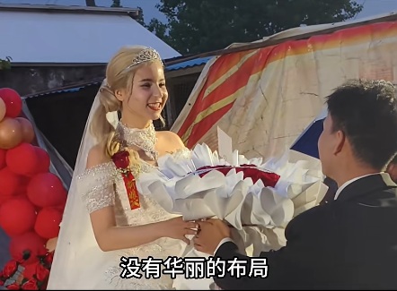 【婚礼中国·王哥说媒】两会记者解读“最美新娘”引导青年婚恋观 让“久违的新娘甜蜜微笑”回归婚礼中国