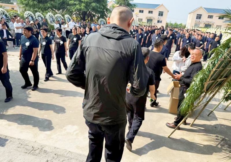 藏蓝铸忠魂 青春永留芳 ——沉痛追忆枣庄青年民警王琛