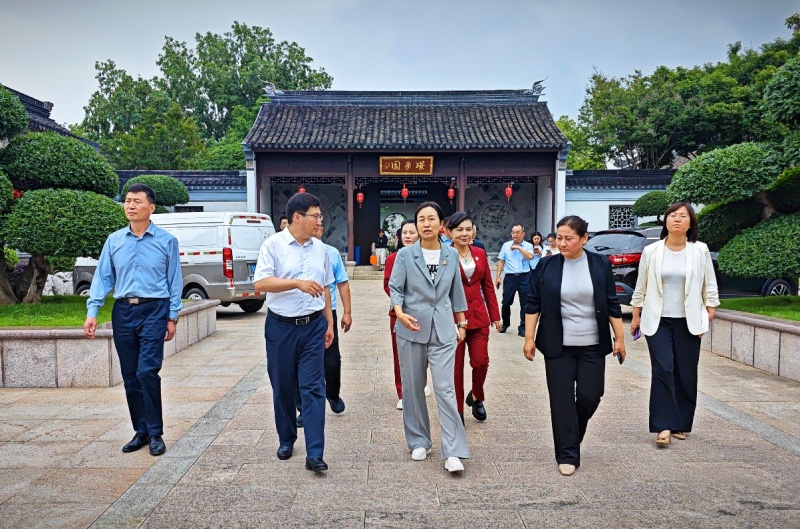 深耕巾帼商事 赋能产业发展 枣庄市工商联深入薛城区调研女企业家商会建设工作