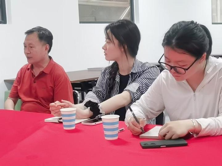 【婚礼中国·王哥说媒】 与中国人民大学硕士研究生 对话“大学里的中国婚恋与中国婚礼”