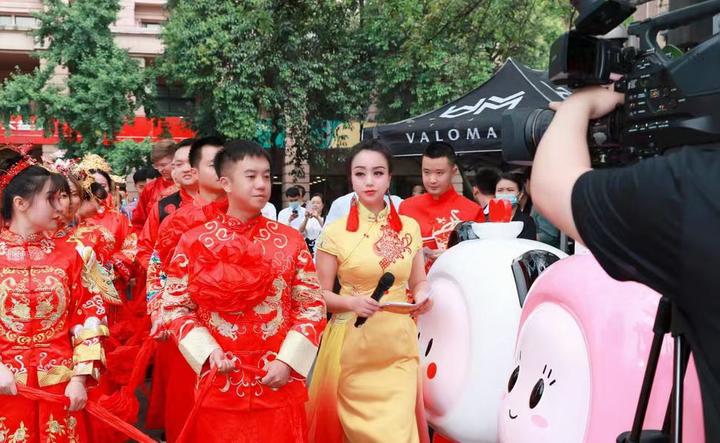 【婚礼中国·王哥说媒】 与中国人民大学硕士研究生 对话“大学里的中国婚恋与中国婚礼”