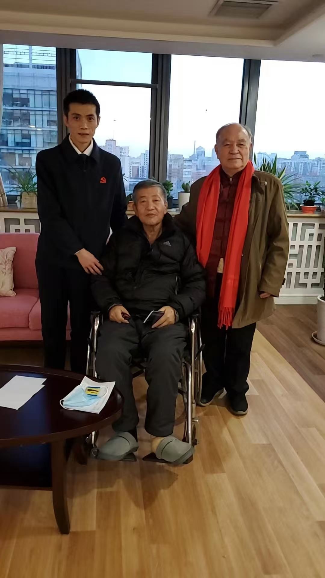 赤心映家国 文剑铸军魂—-中华宋庆龄国际基金会秘书长张亮公益文化奋进纪实