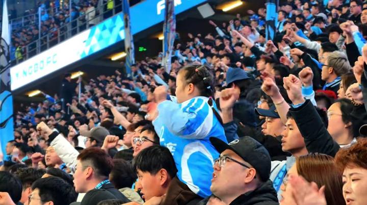 【鹤霖话足球世界杯】“足球,是圆的;足球让人类快乐而幸福!”
