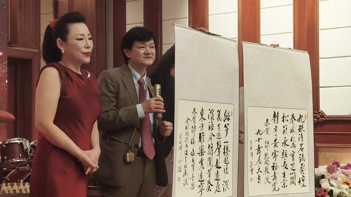 邹伦伦博士古筝音乐全球巡演《故乡之旅·古筝新篇》首站大连演出获得巨大成功！