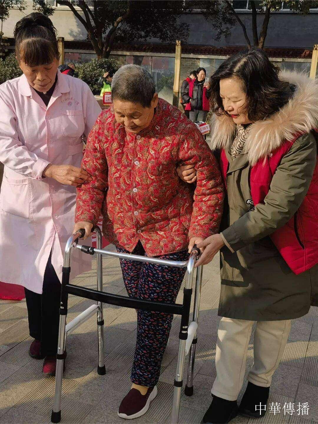 扶不扶：莫让个案阴影侵蚀善良根基，守护公序良俗方见人间正义！——中华传播首席顾问 陈友锋