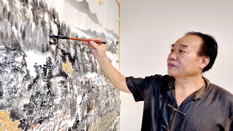 印 痕 墨 韵 ——访书、画、篆刻艺术名家李茂芳