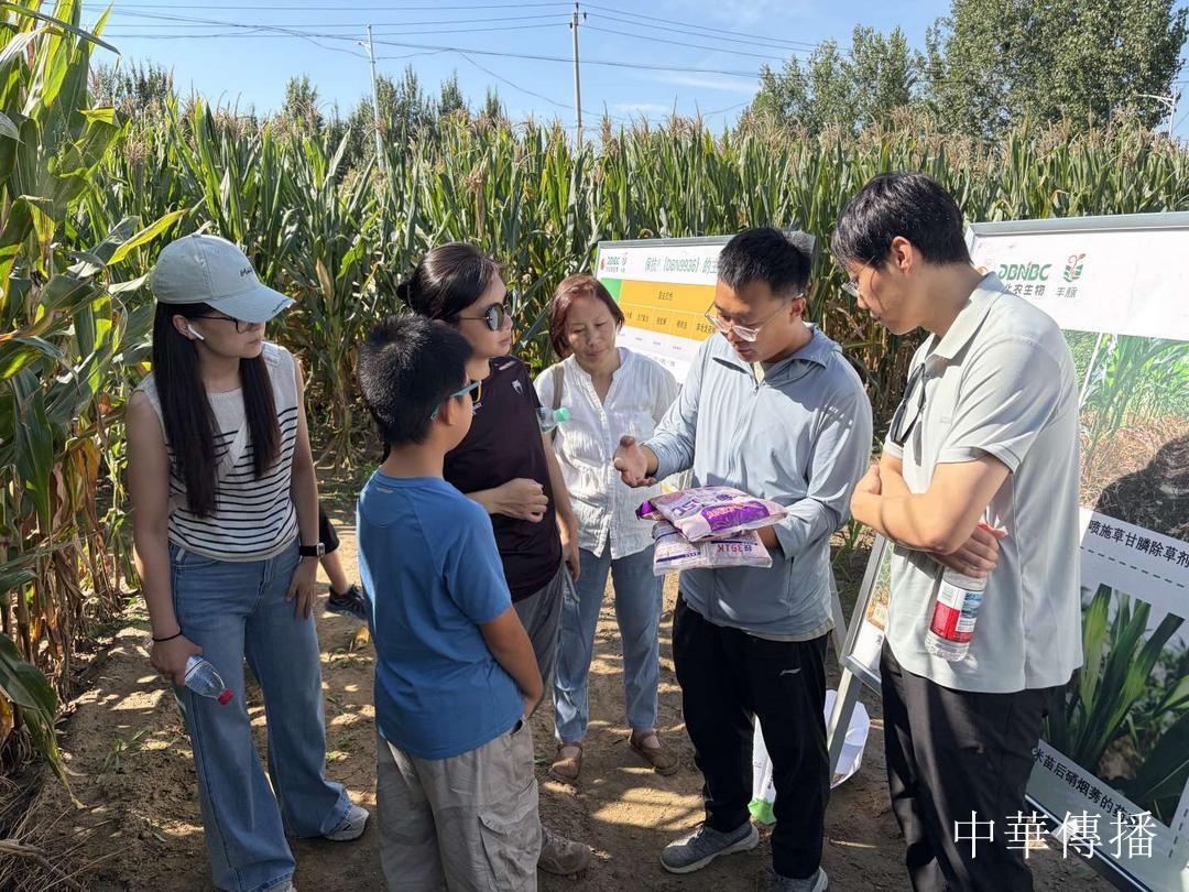 讲好中国种业故事|世界华文记者协会副主席吴颖鸿赴密云丰脉农场考察生物育种产业化